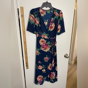Floral Plunge Wrap Midi - M